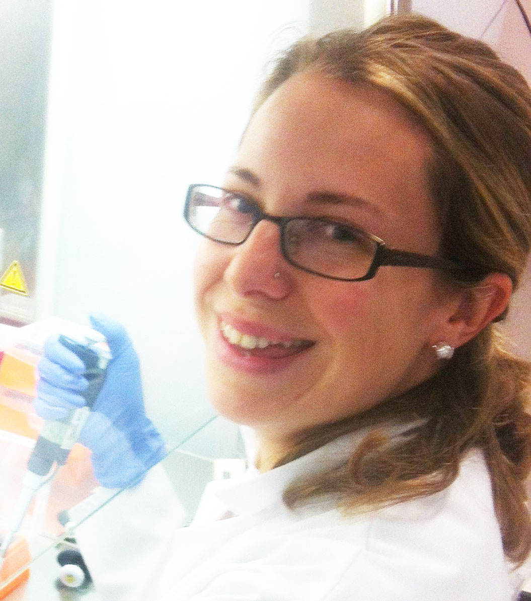 Dr Helen M Rowe